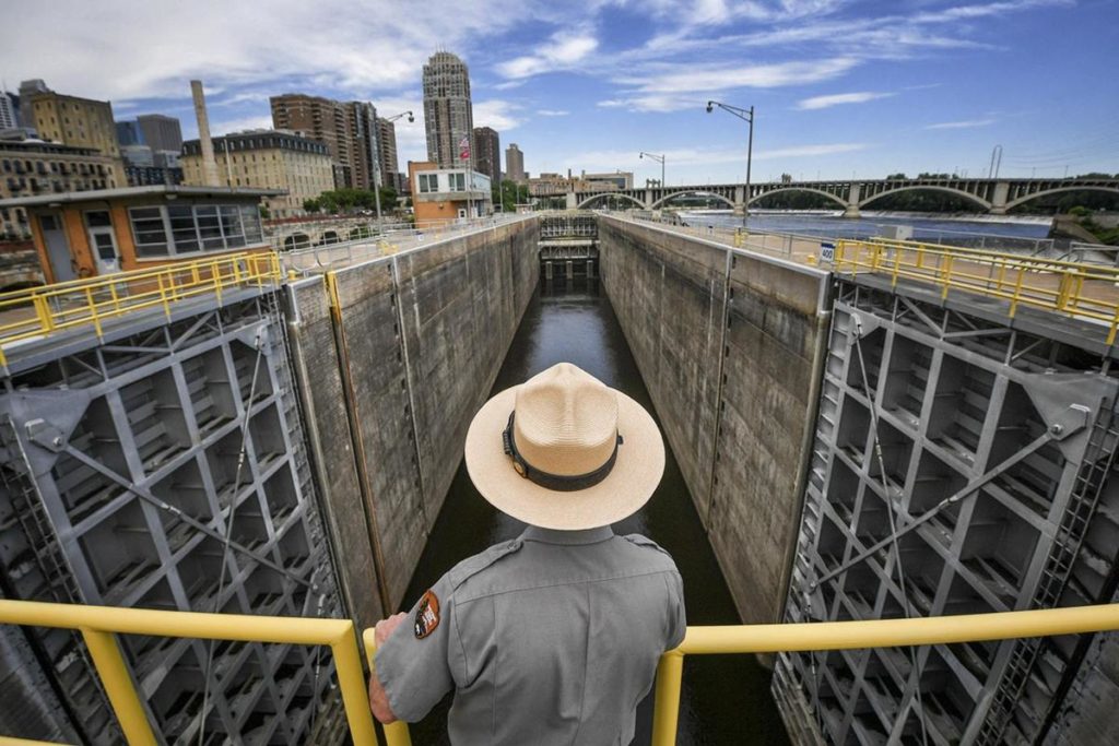 Army Corps of Engineers to conduct disposition study on three Mississippi Locks